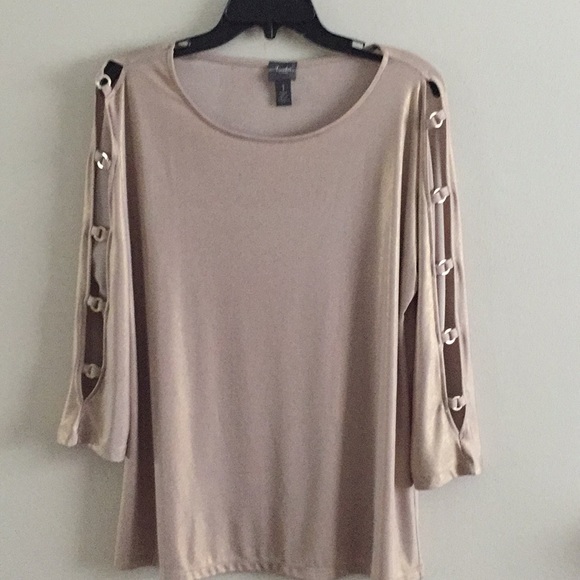 Chico's Tops - Chico’s Traveler’s cut-out sleeves top M